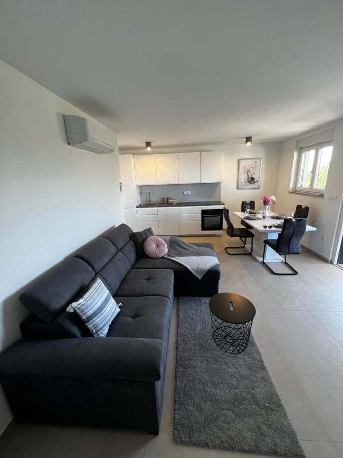 Apartman Ana Sveti Anton  Εξωτερικό φωτογραφία